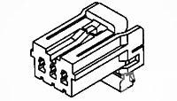 070 MLC W-W PLUG HSG 3P NATURA-174921-1