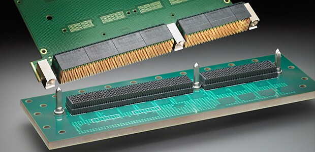 Conector MULTIGIG RT 2‑R de TE Connectivity