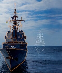 Buque de la armada en el mar