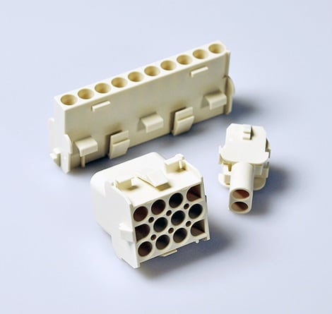 Universal MATE-N-LOK Connectors