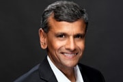 Sudhakar Sabada，数据和设备业务部门高级副总裁兼总经理