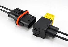 AMP MCP 9.5 连接器