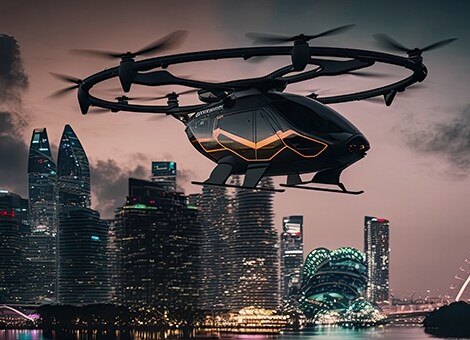 Un eVTOL survolant une ville au coucher du soleil.