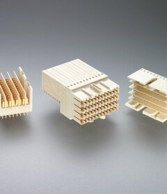 Z-PACK 超薄 UHD 连接器