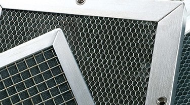 EMI シールド換気パネル